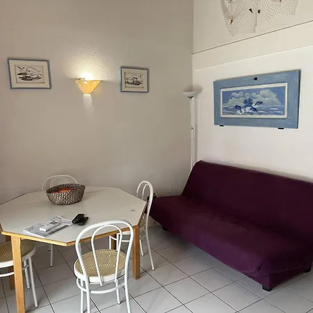 Holidayland 201 T3 Mezzanine 8 Couchages Climatise *